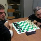 Marinelli e Benincasa distratti da qualcosa....